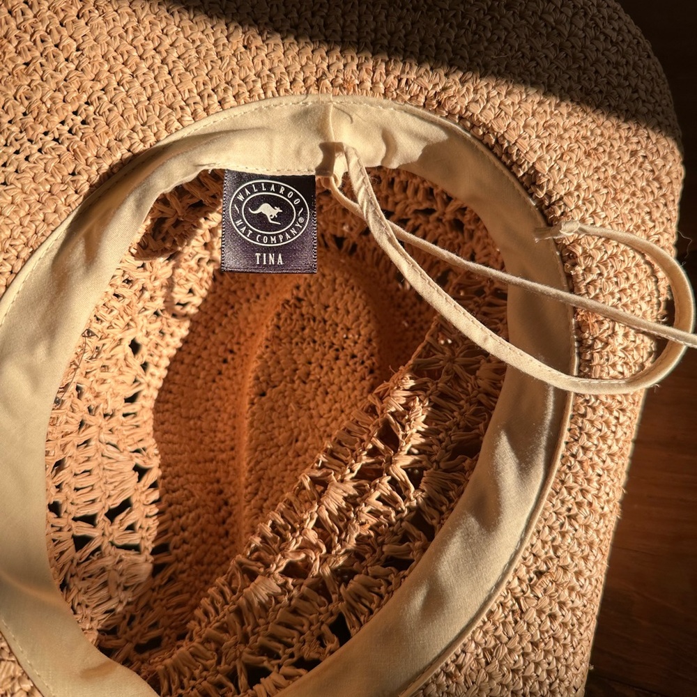 Chic Country Tan Straw Hat with Bow Detail - Picture 4 of 4